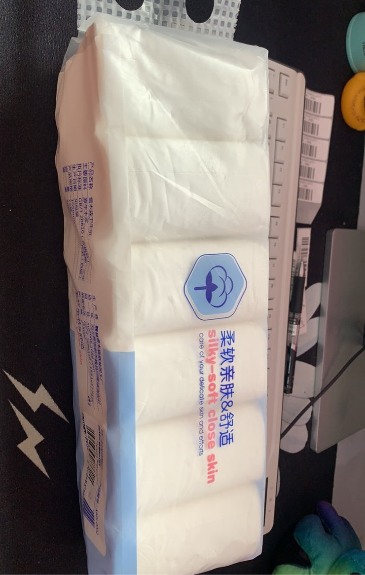 White toilet paper for household use